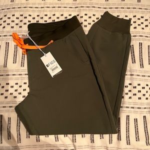 Figs Zamora scrub pants moss